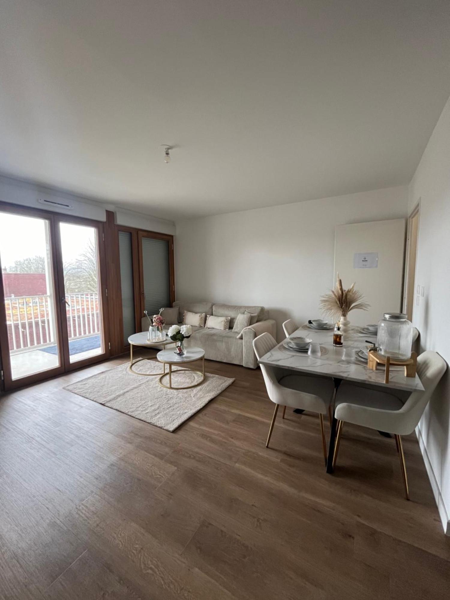 Appartement Luxueux Au Coeur De Lille Exterior foto